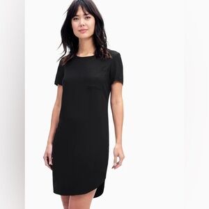 Splendid Scoop Neck Short Sleeve T-Shirt Dress in Black - XS
